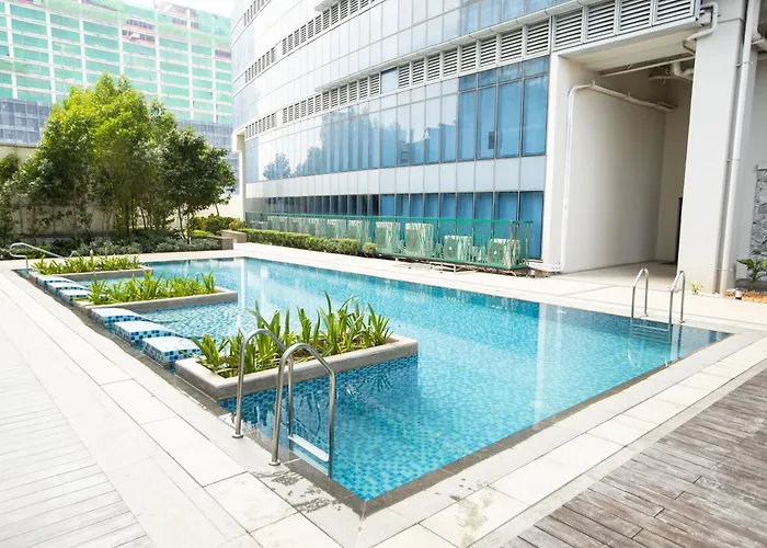 Apartamento Cozy 1br With Balcony And Netflix In Uptown Bgc *