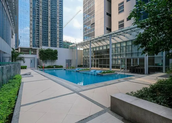 Apartamento Cozy 1br With Balcony And Netflix In Uptown Bgc