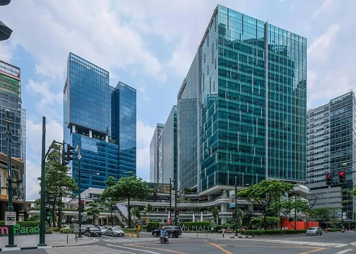 Apartamento Cozy 1br With Balcony And Netflix In Uptown Bgc Manila