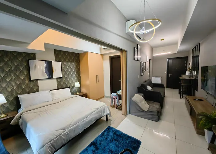 Apartamento Cozy 1br With Balcony And Netflix In Uptown Bgc